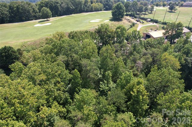 3924 Deer Run Drive NE, Conover, NC 28613