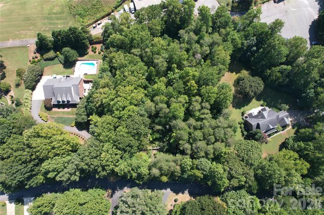 3924 Deer Run Drive NE, Conover, NC 28613