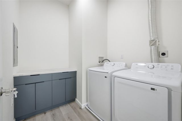 905 Rickenbach St, East Allegheny, PA 15212