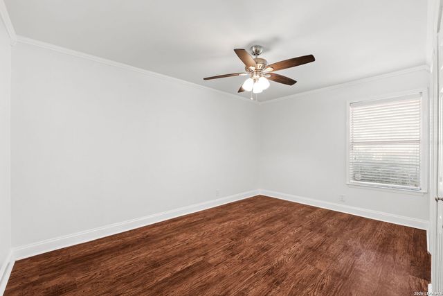 210 Fantasia St, San Antonio, TX 78216