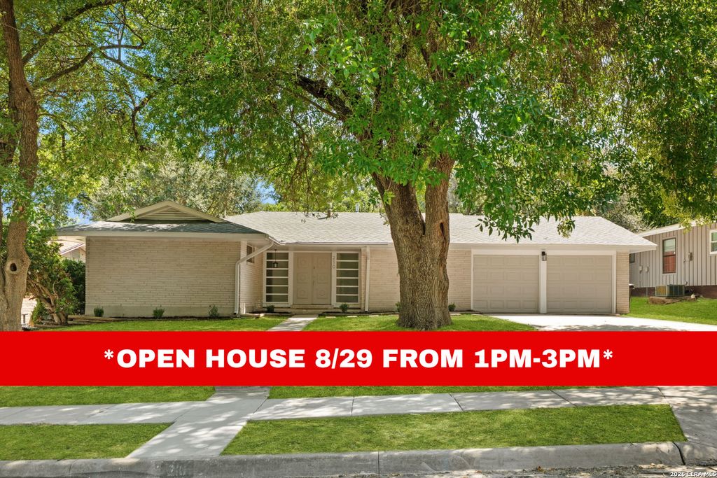 210 Fantasia St, San Antonio, TX 78216