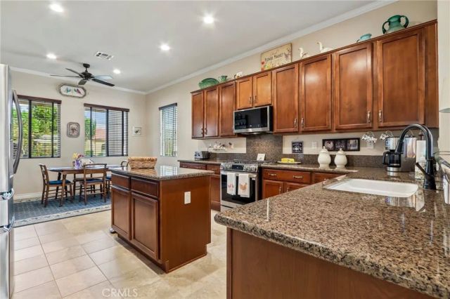 1645 Camino Cresta, Hemet, CA 92545