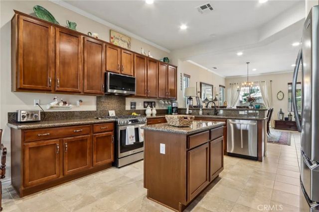 1645 Camino Cresta, Hemet, CA 92545
