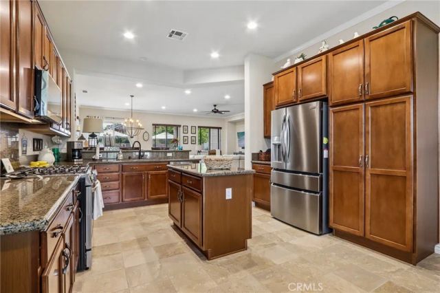 1645 Camino Cresta, Hemet, CA 92545