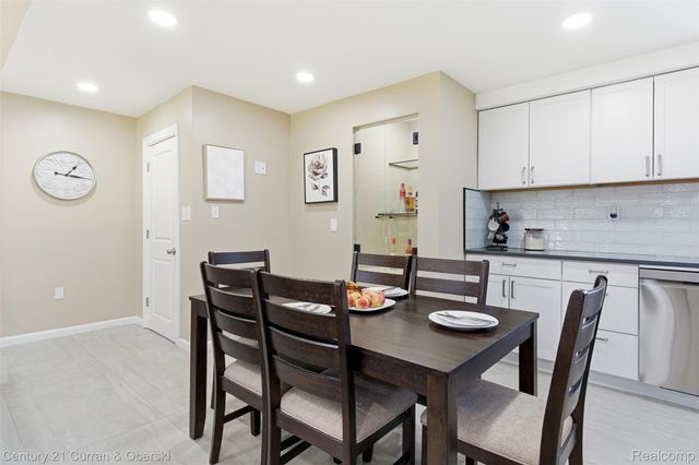 17901 Inkster Road, Brownstown Charter Township, MI 48174