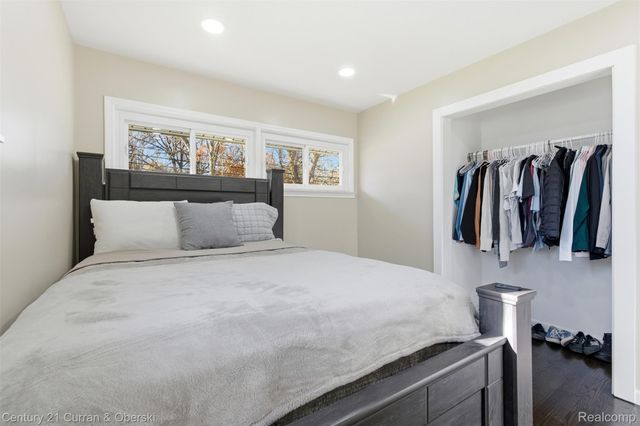 17901 Inkster Road, Brownstown Charter Township, MI 48174