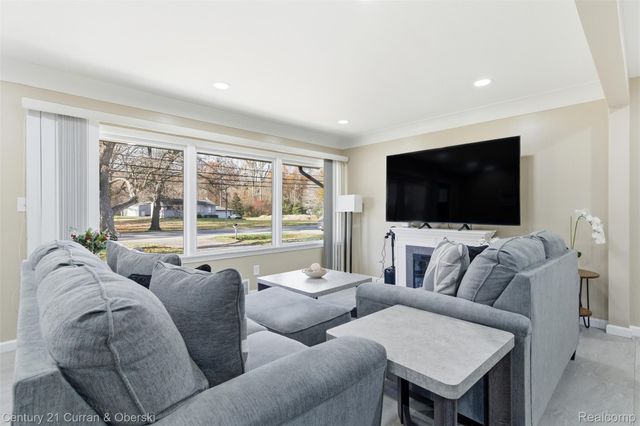 17901 Inkster Road, Brownstown Charter Township, MI 48174