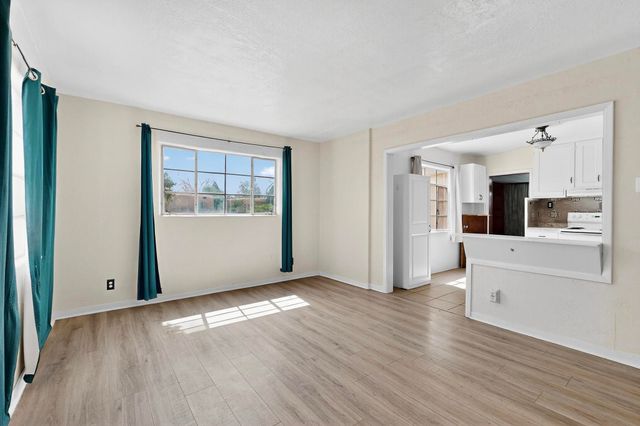 2529 Cardenas Drive NE, Albuquerque, NM 87110