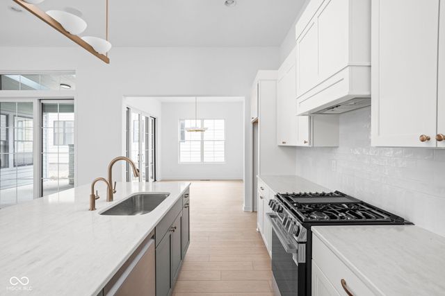 17338 Ditch Road, Westfield, IN 46074