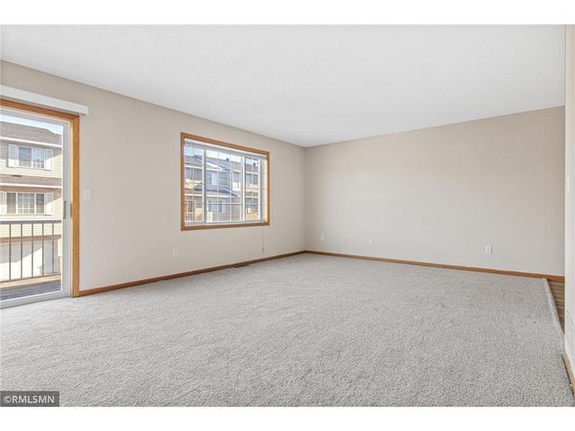 2509 Cobble Hill Court #H, Woodbury, MN 55125