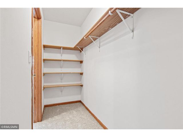 2509 Cobble Hill Court #H, Woodbury, MN 55125