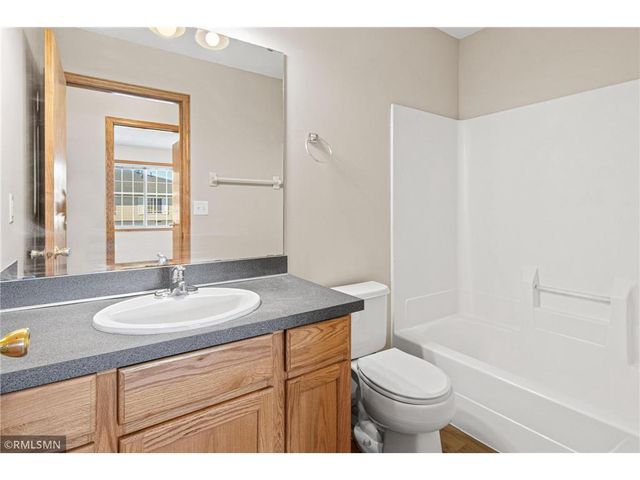 2509 Cobble Hill Court #H, Woodbury, MN 55125