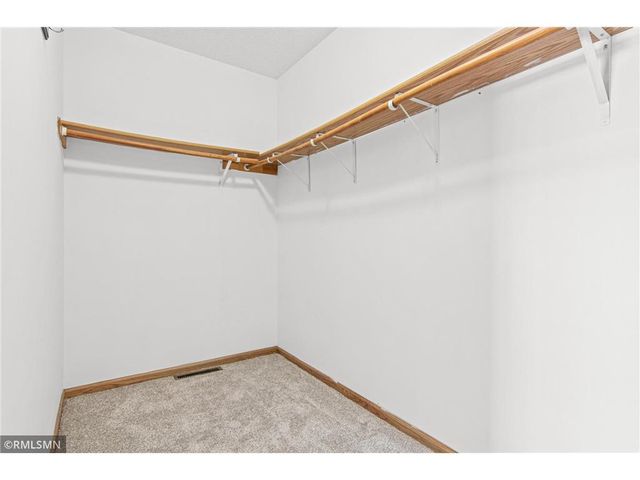 2509 Cobble Hill Court #H, Woodbury, MN 55125