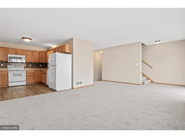 2509 Cobble Hill Court #H, Woodbury, MN 55125