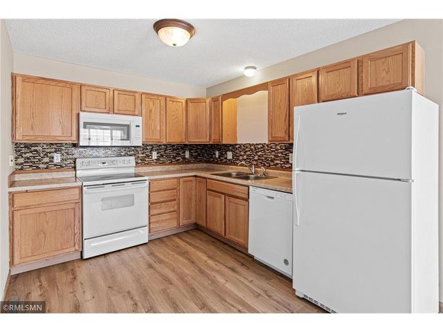 2509 Cobble Hill Court #H, Woodbury, MN 55125