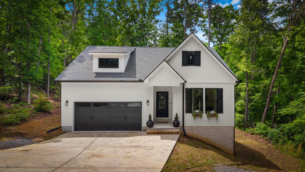 2215 Saunders Road, Ringgold, GA 30736