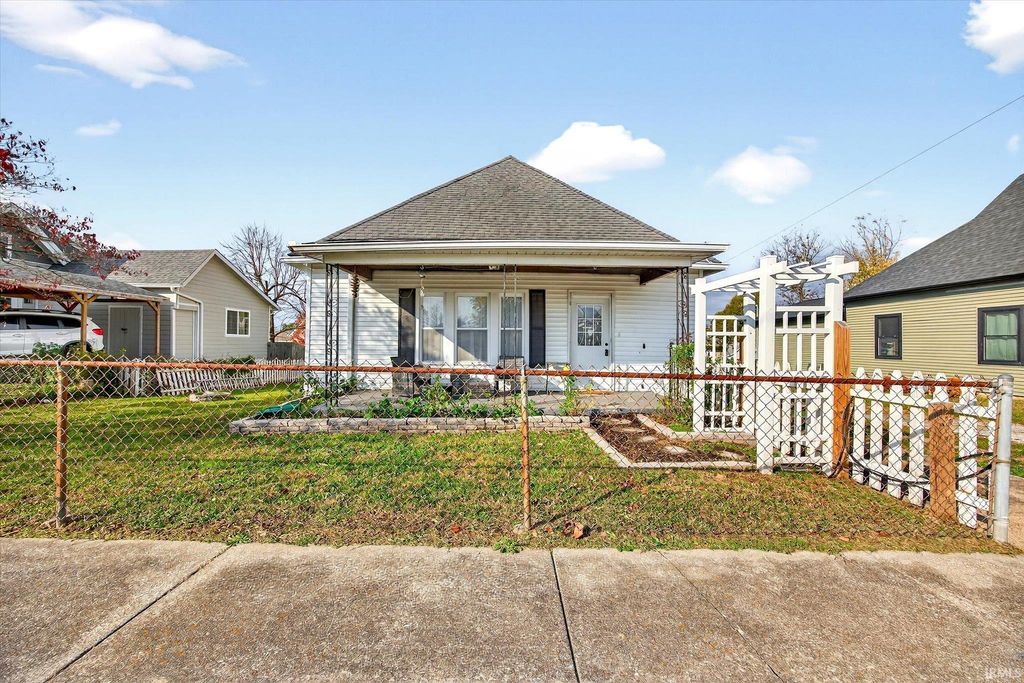 1117 P Street, Bedford, IN 47421