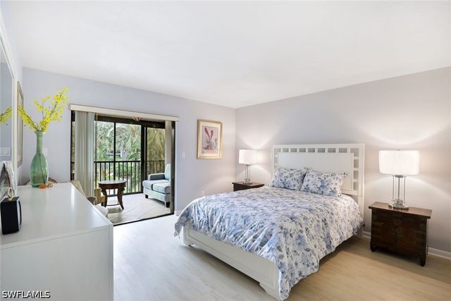 5954 Pelican Bay BLVD 222, Naples, FL 34108