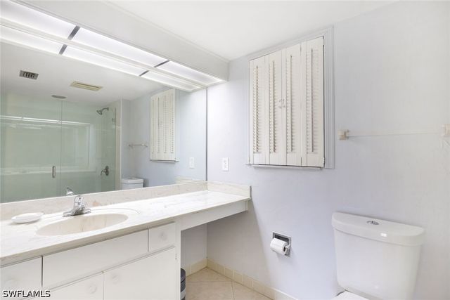 5954 Pelican Bay BLVD 222, Naples, FL 34108