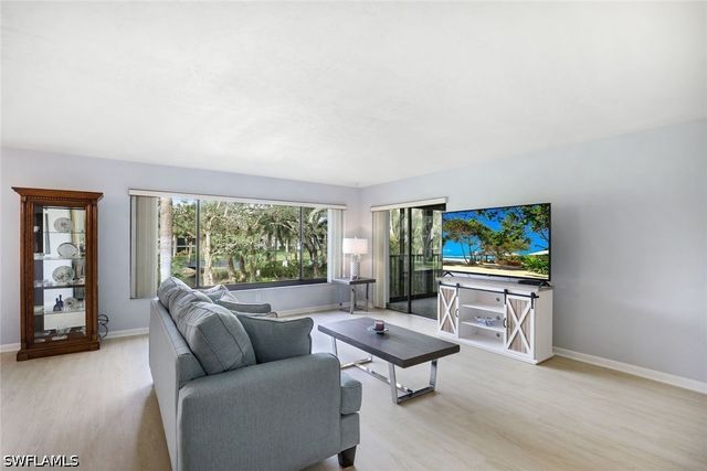 5954 Pelican Bay BLVD 222, Naples, FL 34108