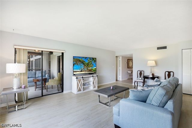 5954 Pelican Bay BLVD 222, Naples, FL 34108