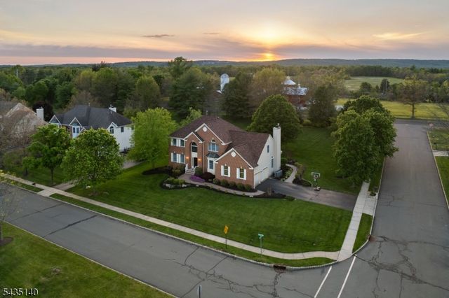 4 Hastings Rd, Montgomery Twp., NJ 08502
