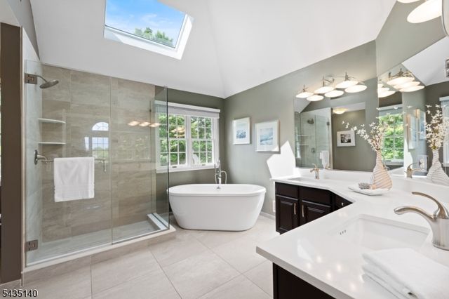 4 Hastings Rd, Montgomery Twp., NJ 08502