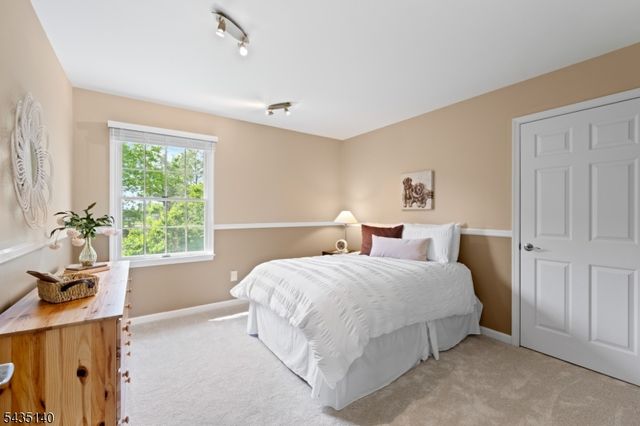 4 Hastings Rd, Montgomery Twp., NJ 08502