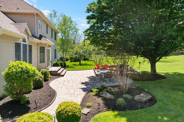 4 Hastings Rd, Montgomery Twp., NJ 08502