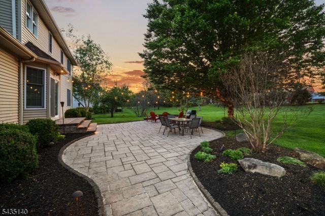 4 Hastings Rd, Montgomery Twp., NJ 08502
