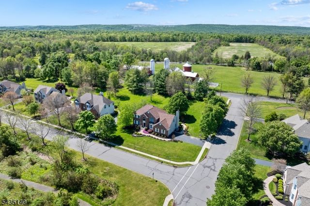 4 Hastings Rd, Montgomery Twp., NJ 08502