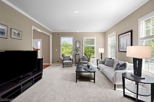 4 Hastings Rd, Montgomery Twp., NJ 08502
