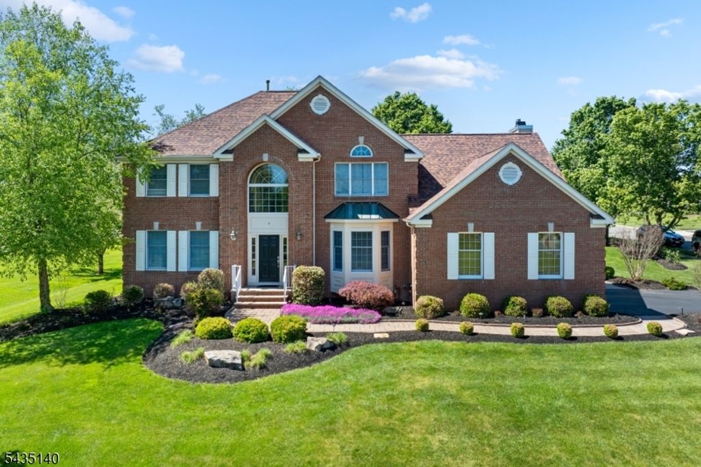 4 Hastings Rd, Montgomery Twp., NJ 08502