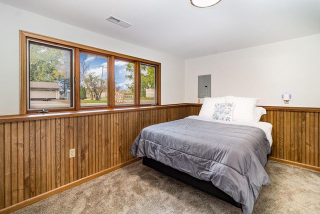 3120 Greenbrier Street, Little Canada, MN 55117