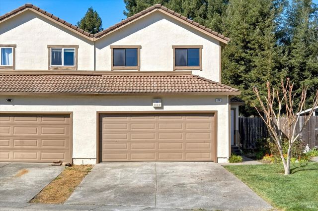 29 Feeney Dr, Rohnert Park, CA 94928