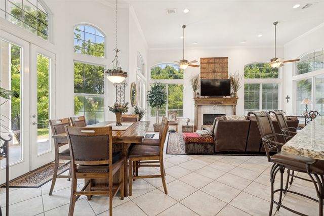 105 Sedalia Drive, Fort Worth, TX 76108