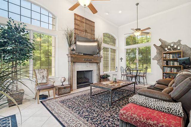 105 Sedalia Drive, Fort Worth, TX 76108