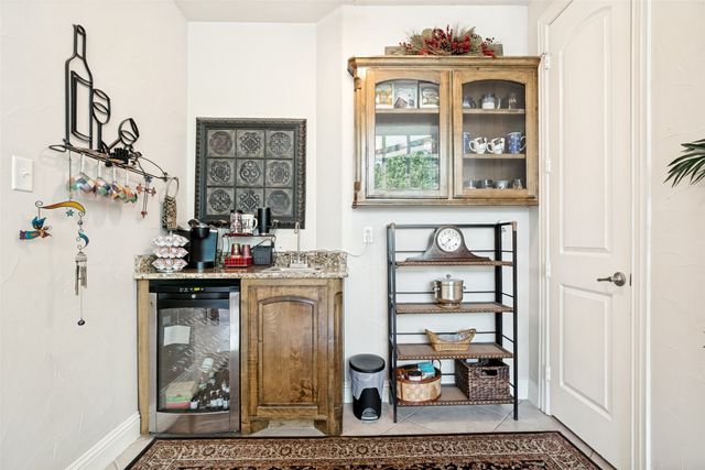 105 Sedalia Drive, Fort Worth, TX 76108