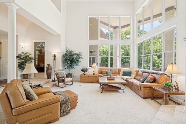 105 Sedalia Drive, Fort Worth, TX 76108