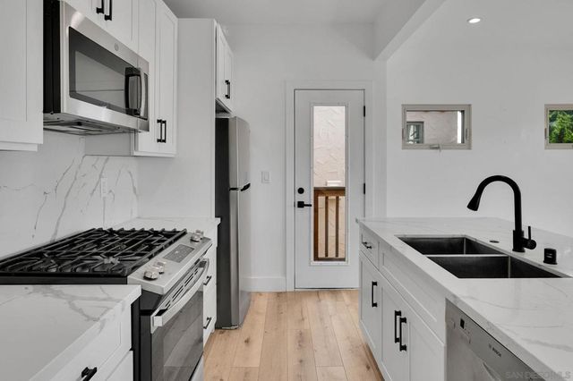 2434 2438 Broadway St., San Diego, CA 92102
