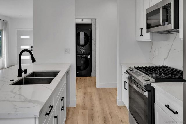 2434 2438 Broadway St., San Diego, CA 92102