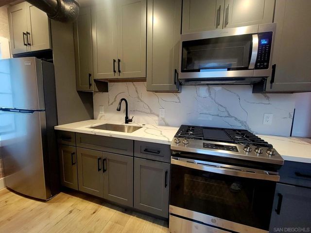 2434 2438 Broadway St., San Diego, CA 92102