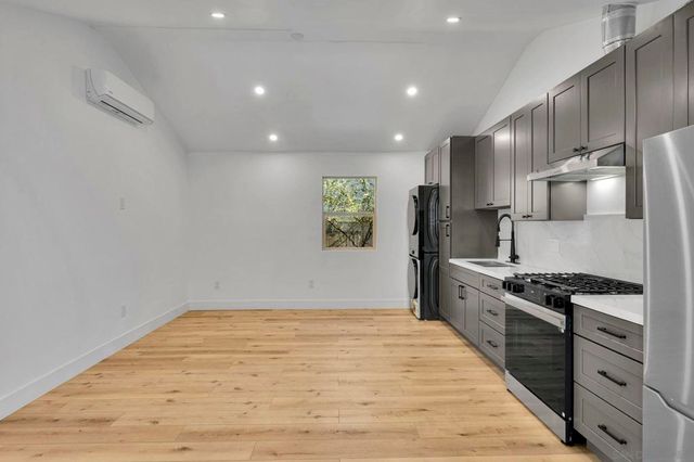 2434 2438 Broadway St., San Diego, CA 92102