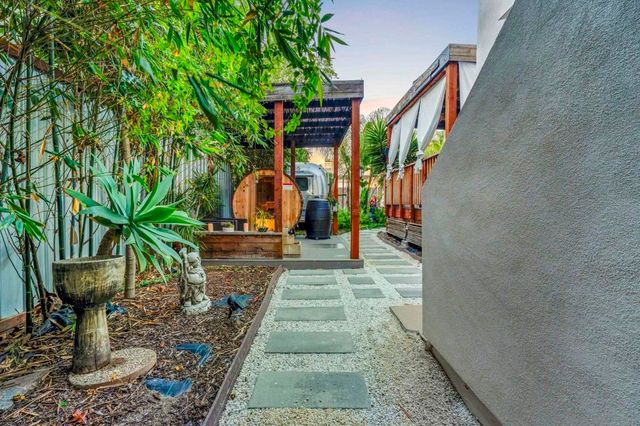 2434 2438 Broadway St., San Diego, CA 92102
