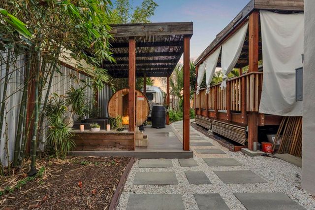 2434 2438 Broadway St., San Diego, CA 92102