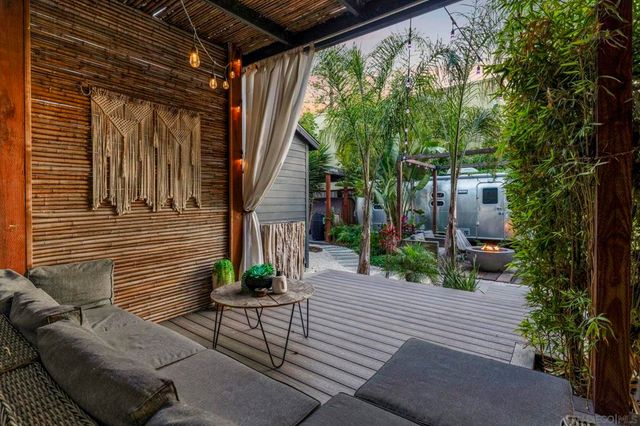 2434 2438 Broadway St., San Diego, CA 92102