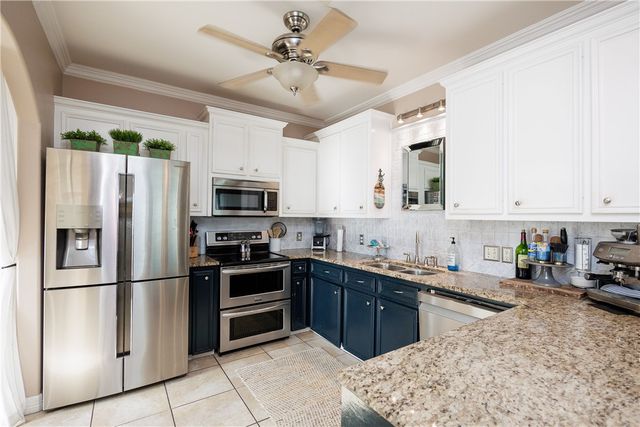 4114 Cross River Dr, Corpus Christi, TX 78410