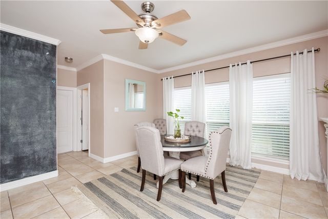 4114 Cross River Dr, Corpus Christi, TX 78410