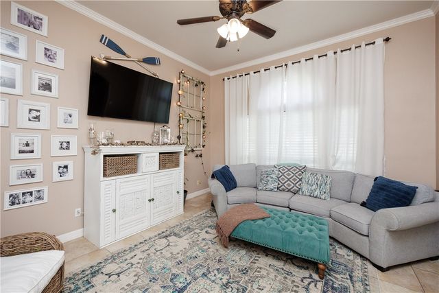 4114 Cross River Dr, Corpus Christi, TX 78410