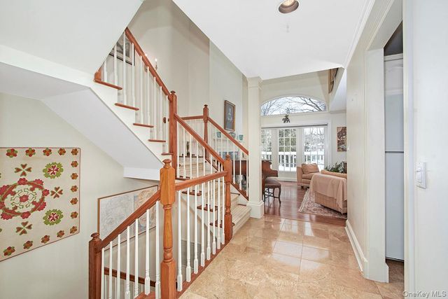 5 Wyndham Close, White Plains, NY 10605